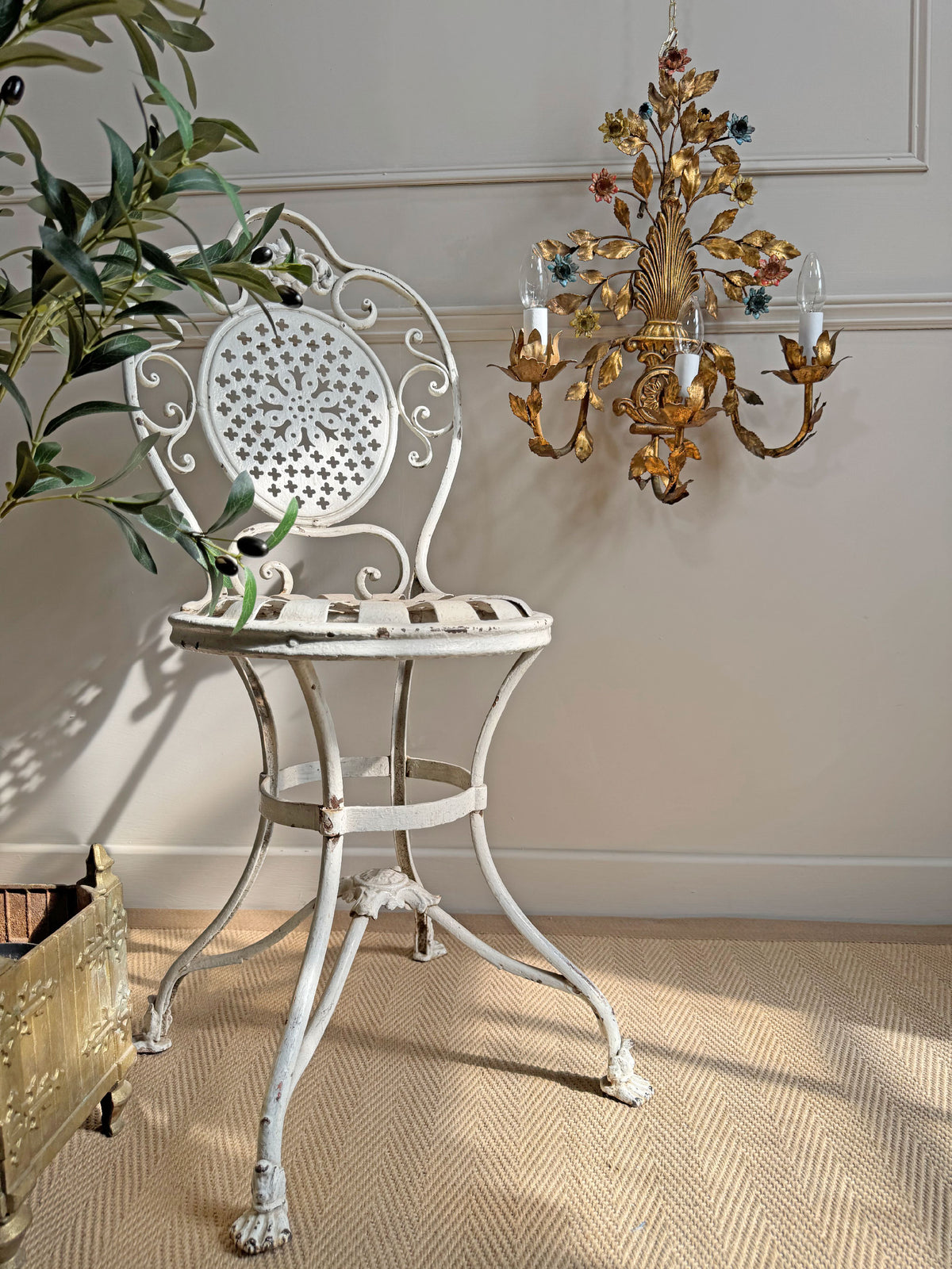 1950's Gilt Metal Italian Wall Light with Painted Flowers