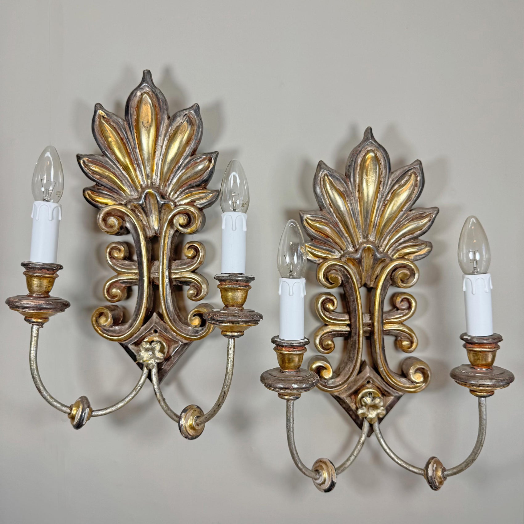20th Century Italian Gilt Wooden Wall Lights