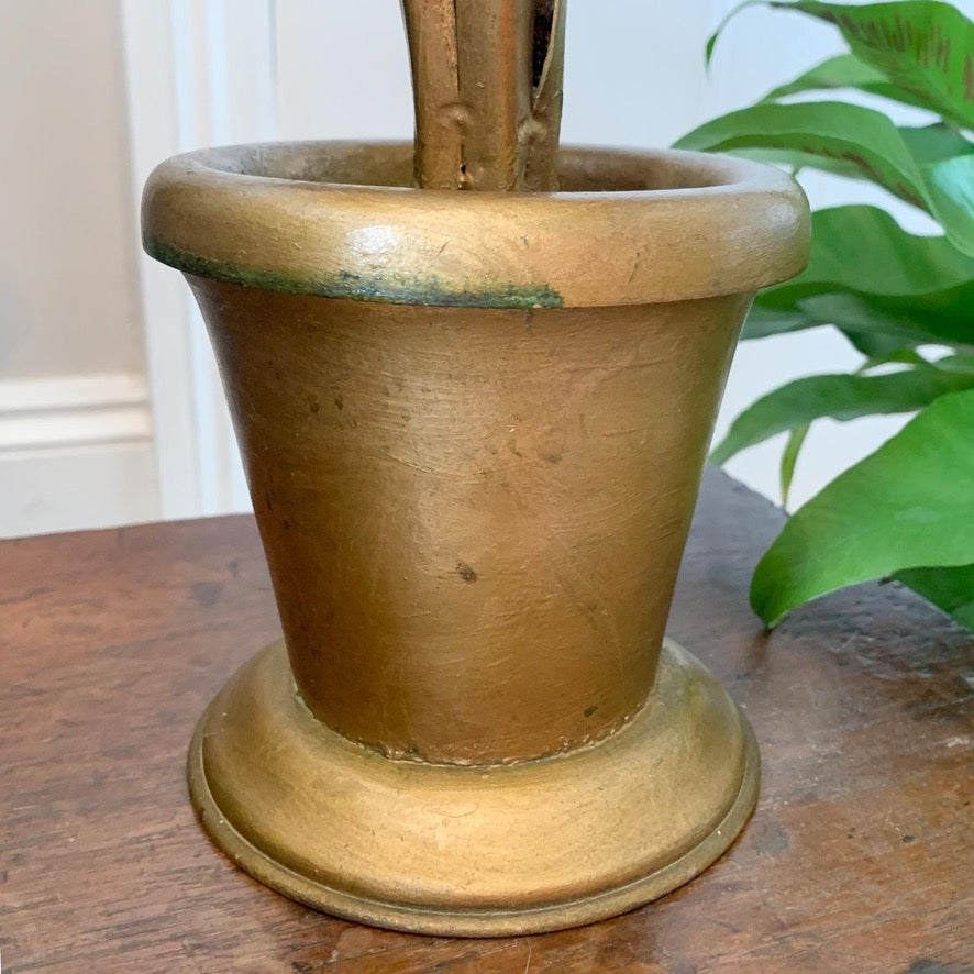 Rare 1950's White and Gold American Hydrangea Table Lamp