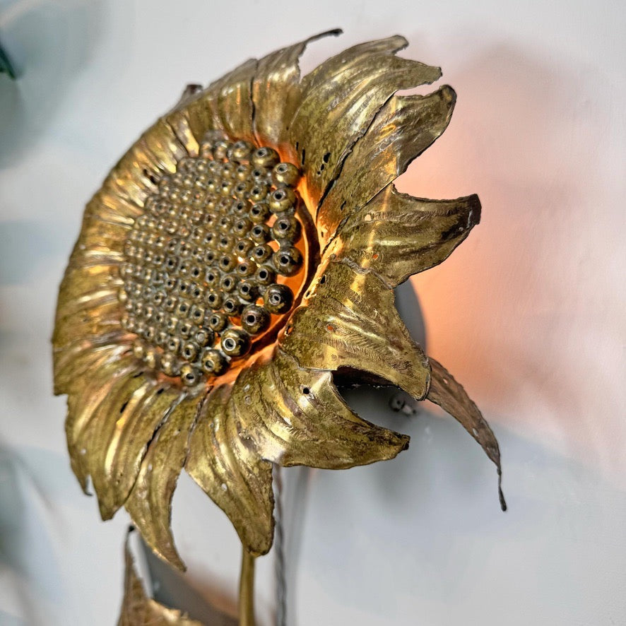 Sunflower Wall Light in brass signed by P Mas Rossi 1970's