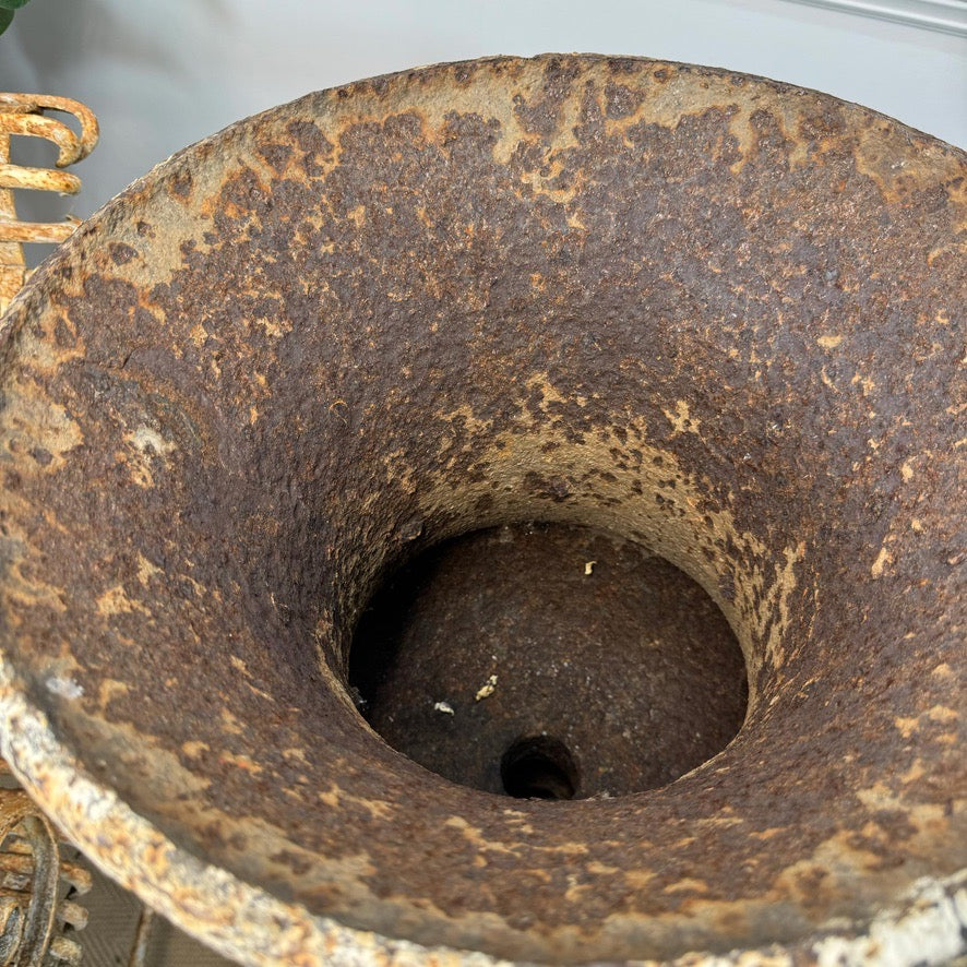 Andrew Handyside Cast Iron Campana Urn