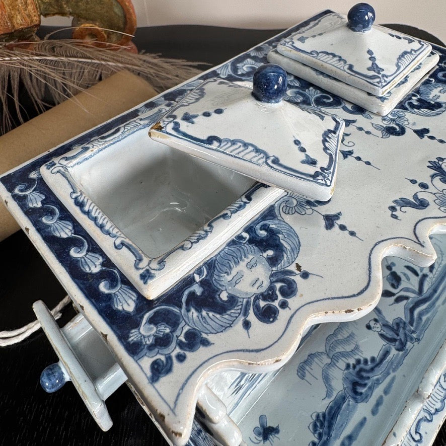18th Century Dutch Delft Blue and White Ink Well attributed to Anthoni Pennis