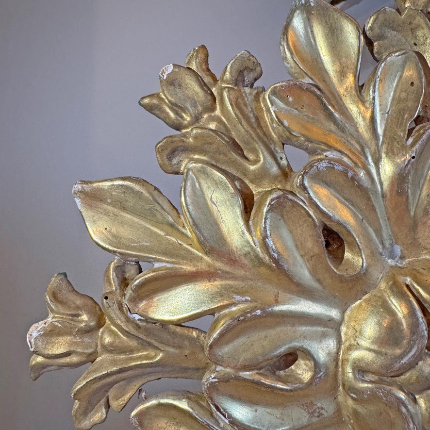 19th Century Gilt Wooden Ceiling Rose On Stand