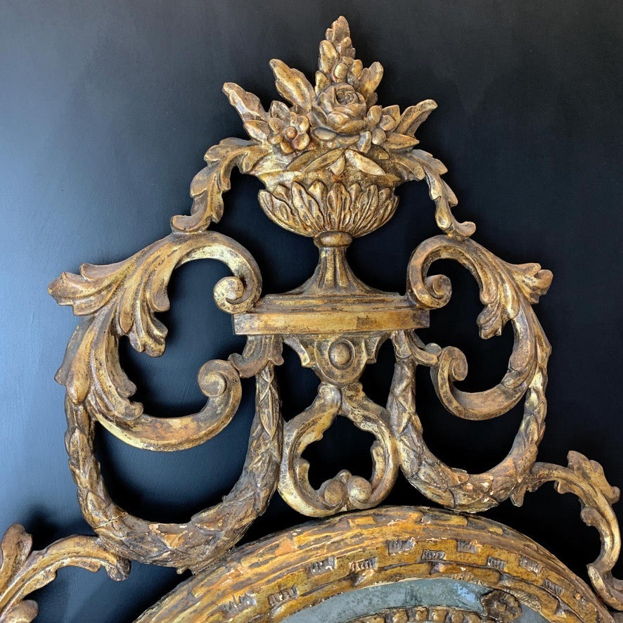 Early 18th Century Giltwood Italian Mirror
