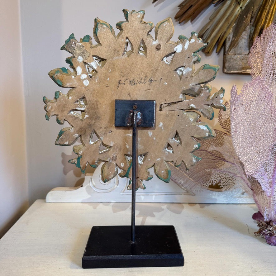 19th Century Gilt Wooden Ceiling Rose On Stand