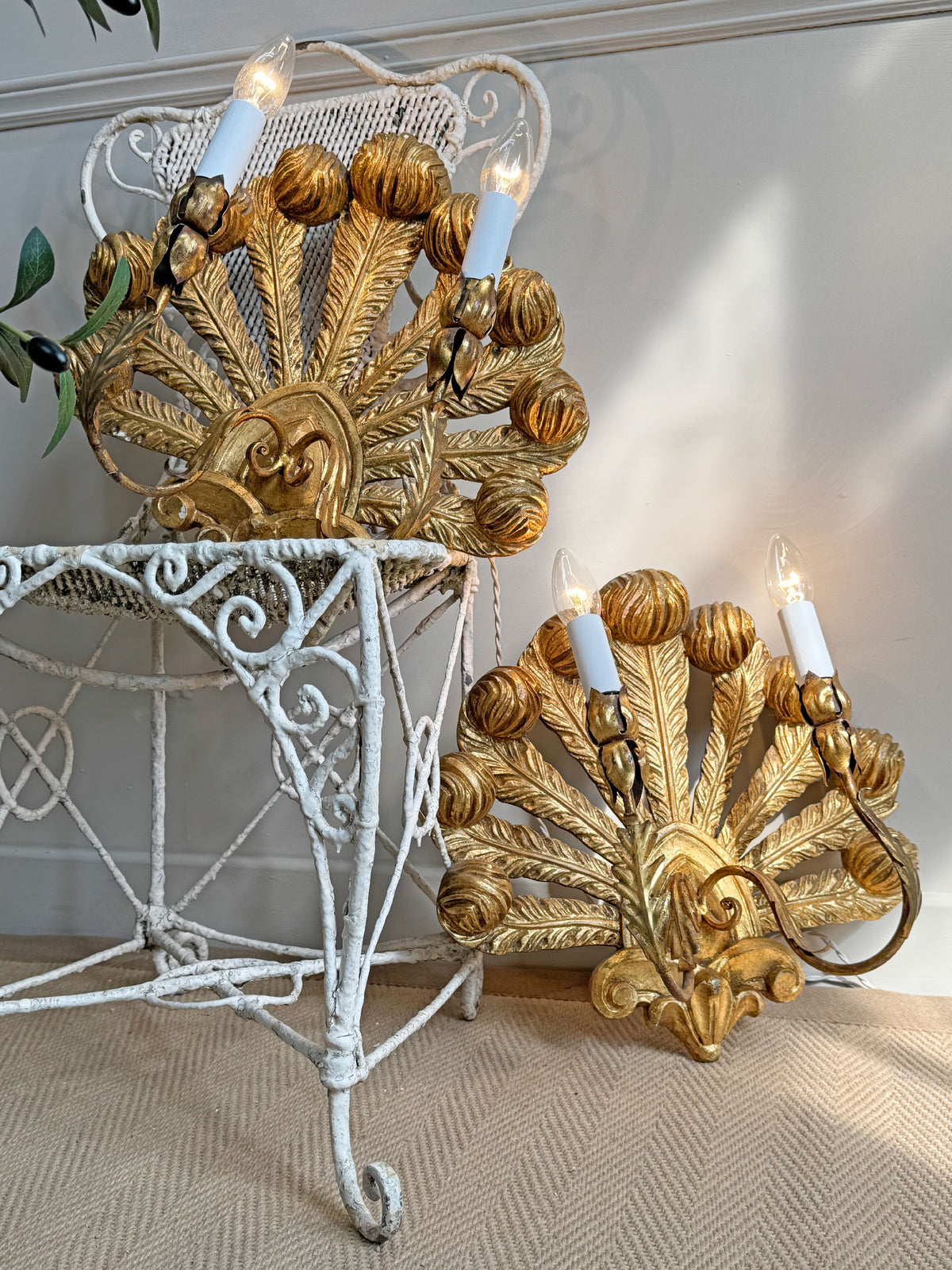 Stunning Pair of Large Ostrich Feather Plume Giltwood Wall Lights Italian 1950's