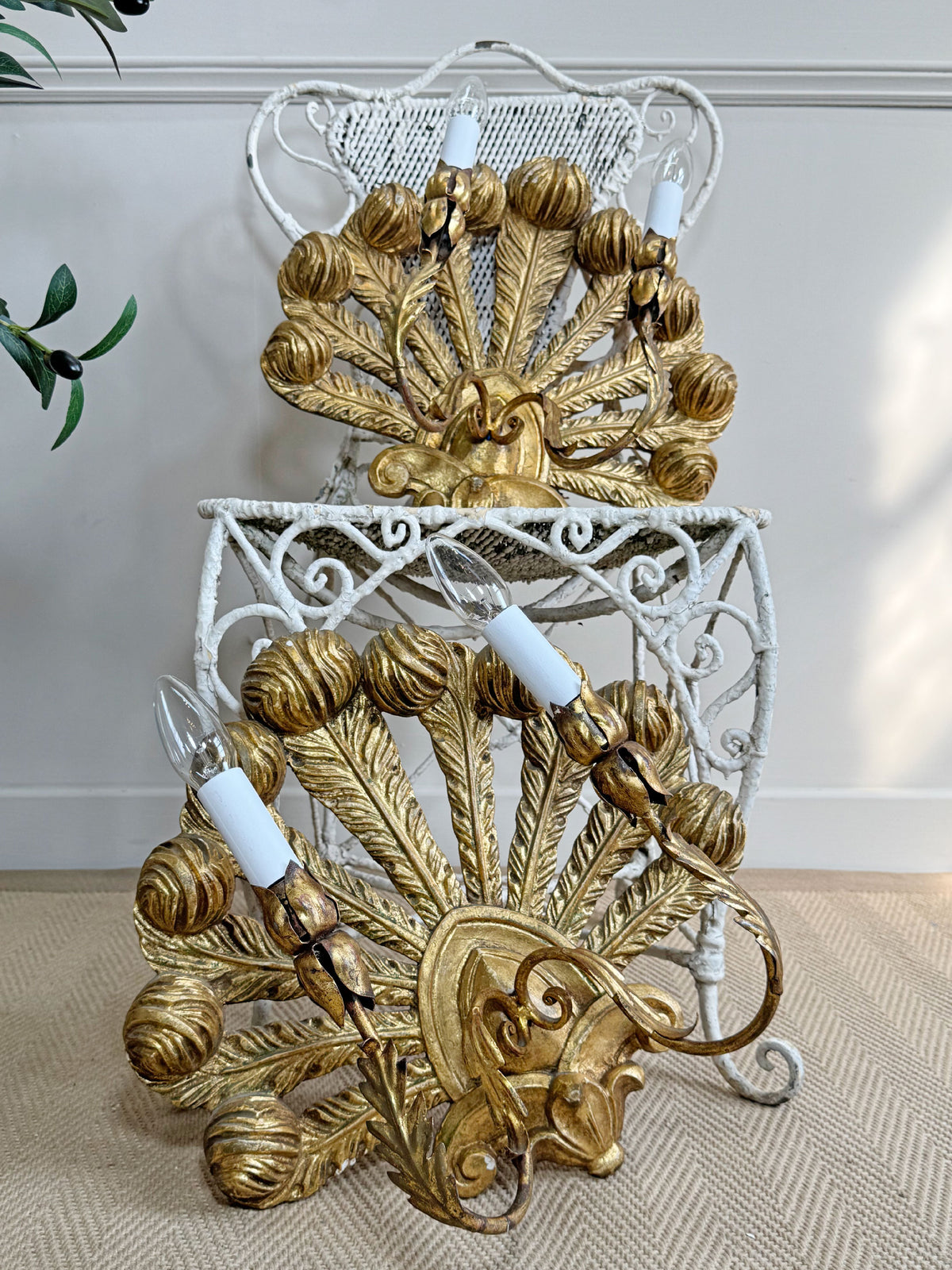 Stunning Pair of Large Ostrich Feather Plume Giltwood Wall Lights Italian 1950's