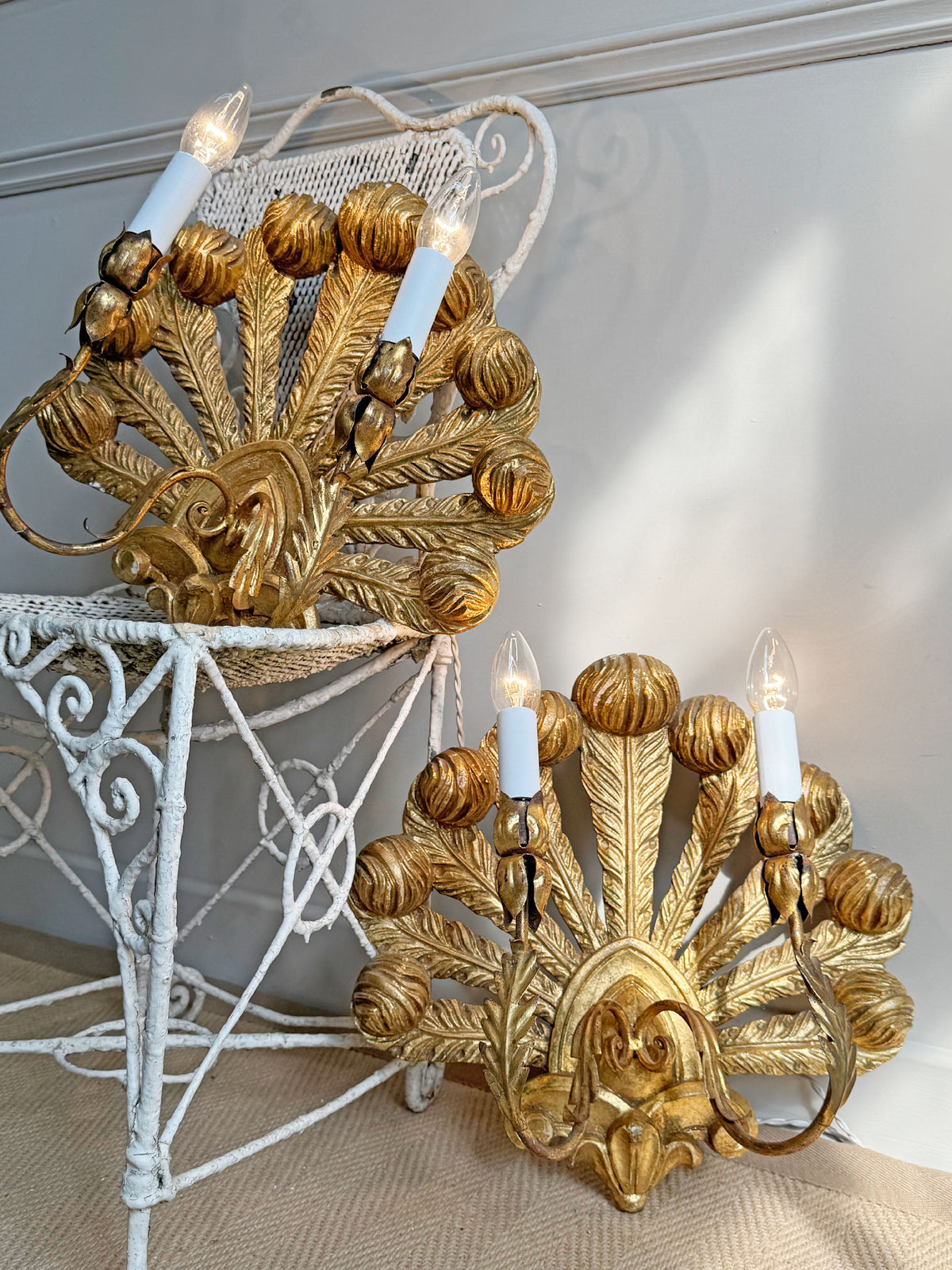 Stunning Pair of Large Ostrich Feather Plume Giltwood Wall Lights Italian 1950's