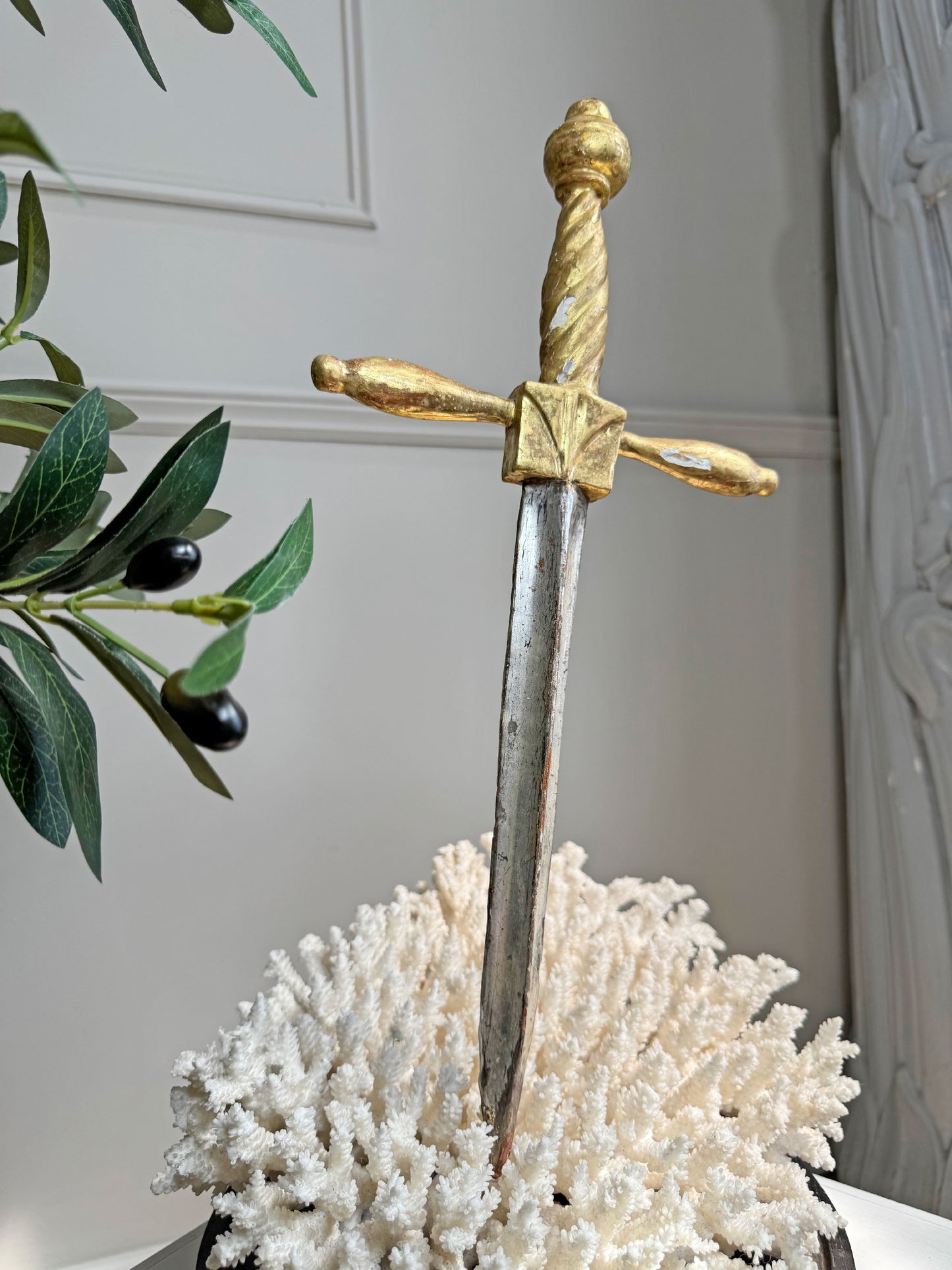 18th Century Carved and Giltwood Dagger / Sword