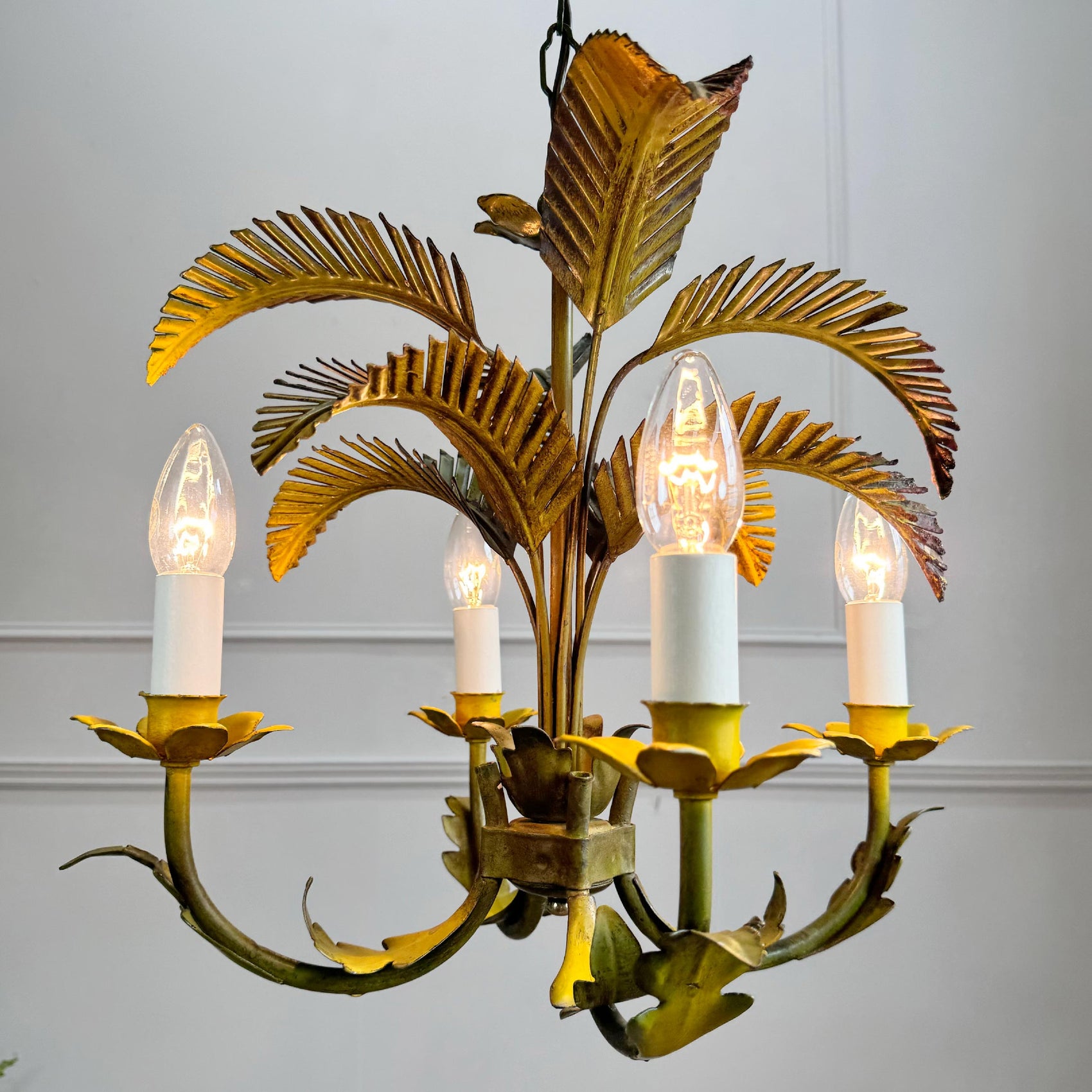 1970s Italian Palm Leaf Chandelier