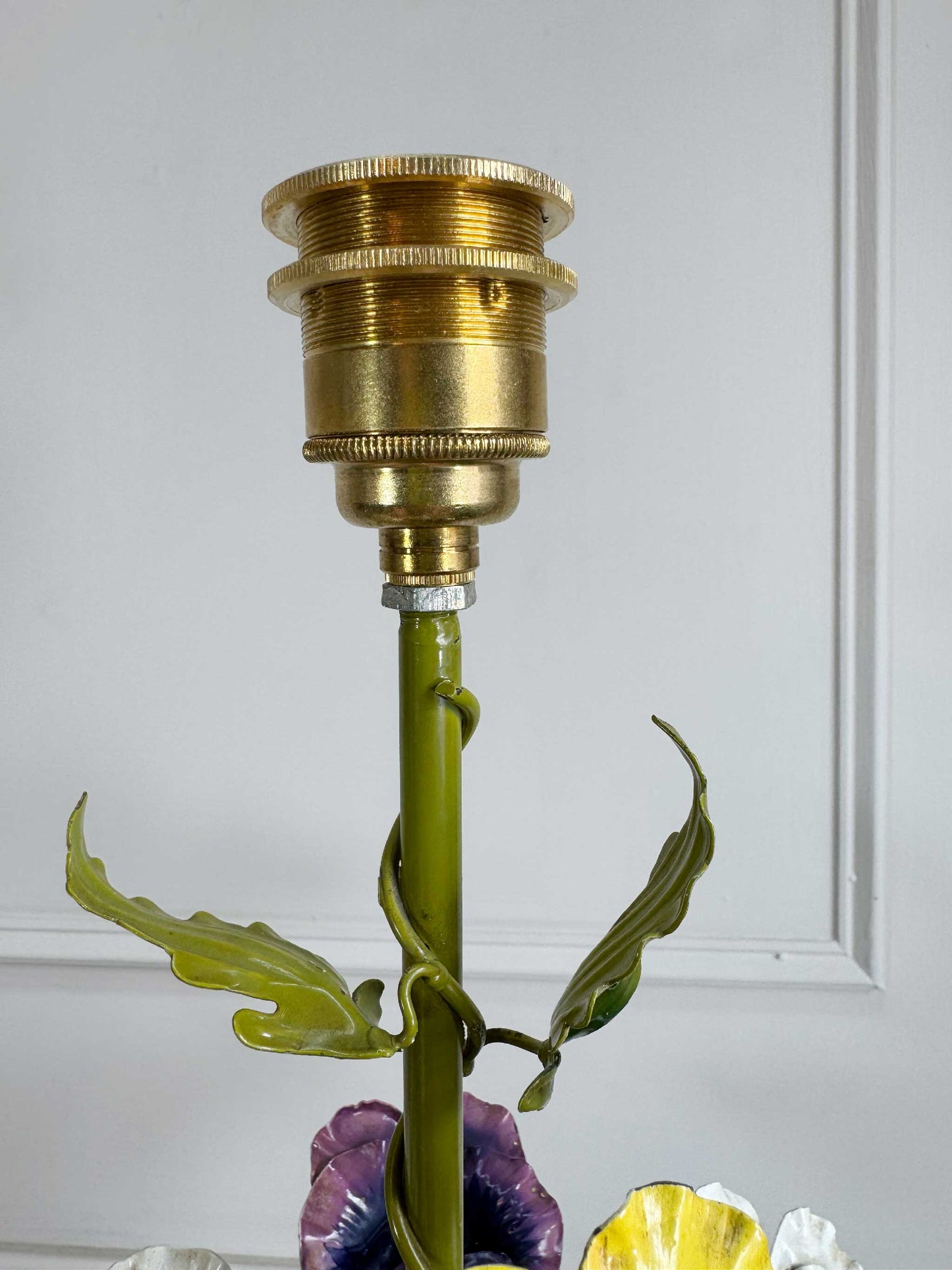 Salvadori Pansy Flowers and Leaves Table Lamp Italy 1960's