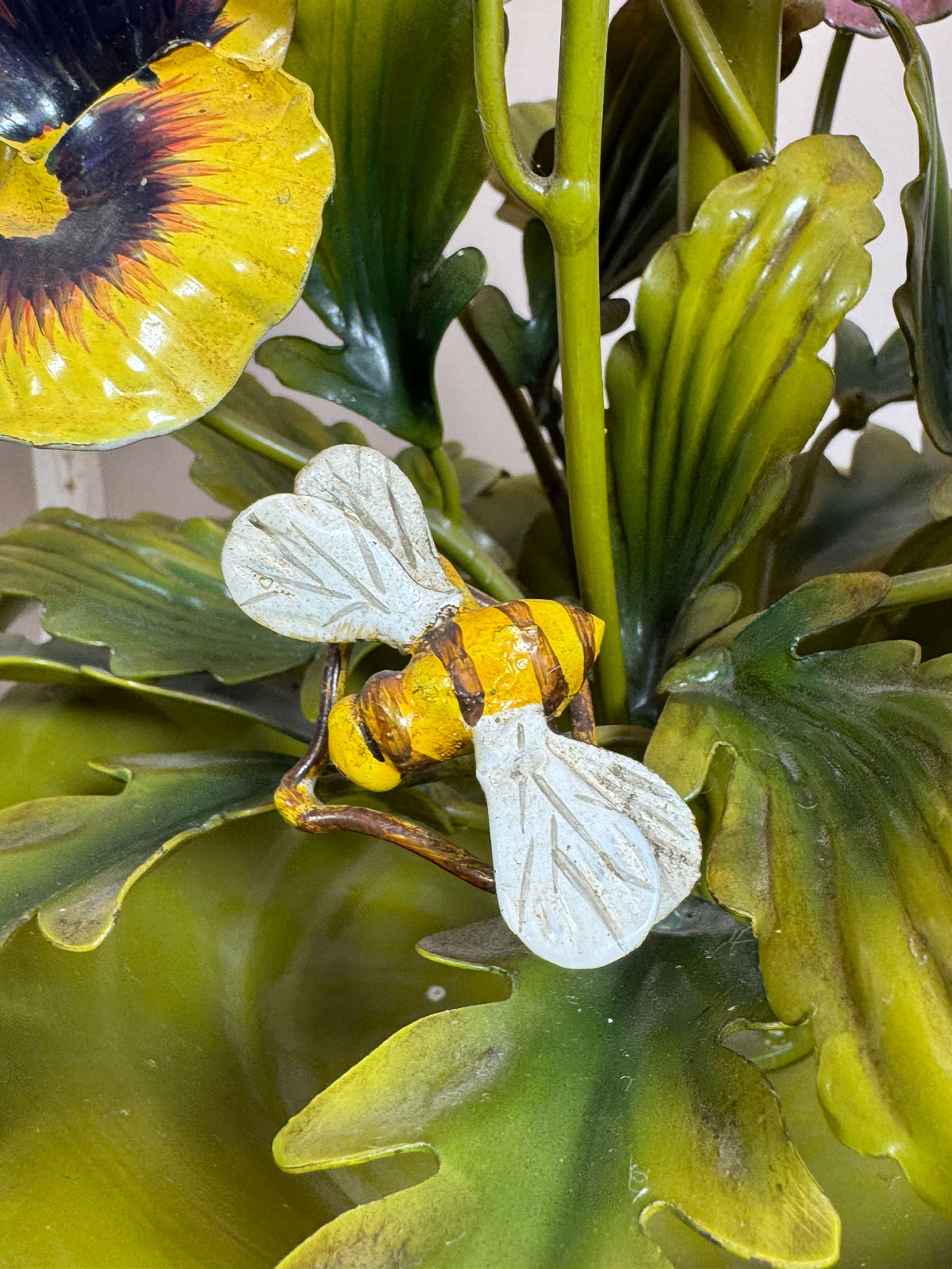 Salvadori Pansy Flowers and Leaves Table Lamp Italy 1960's