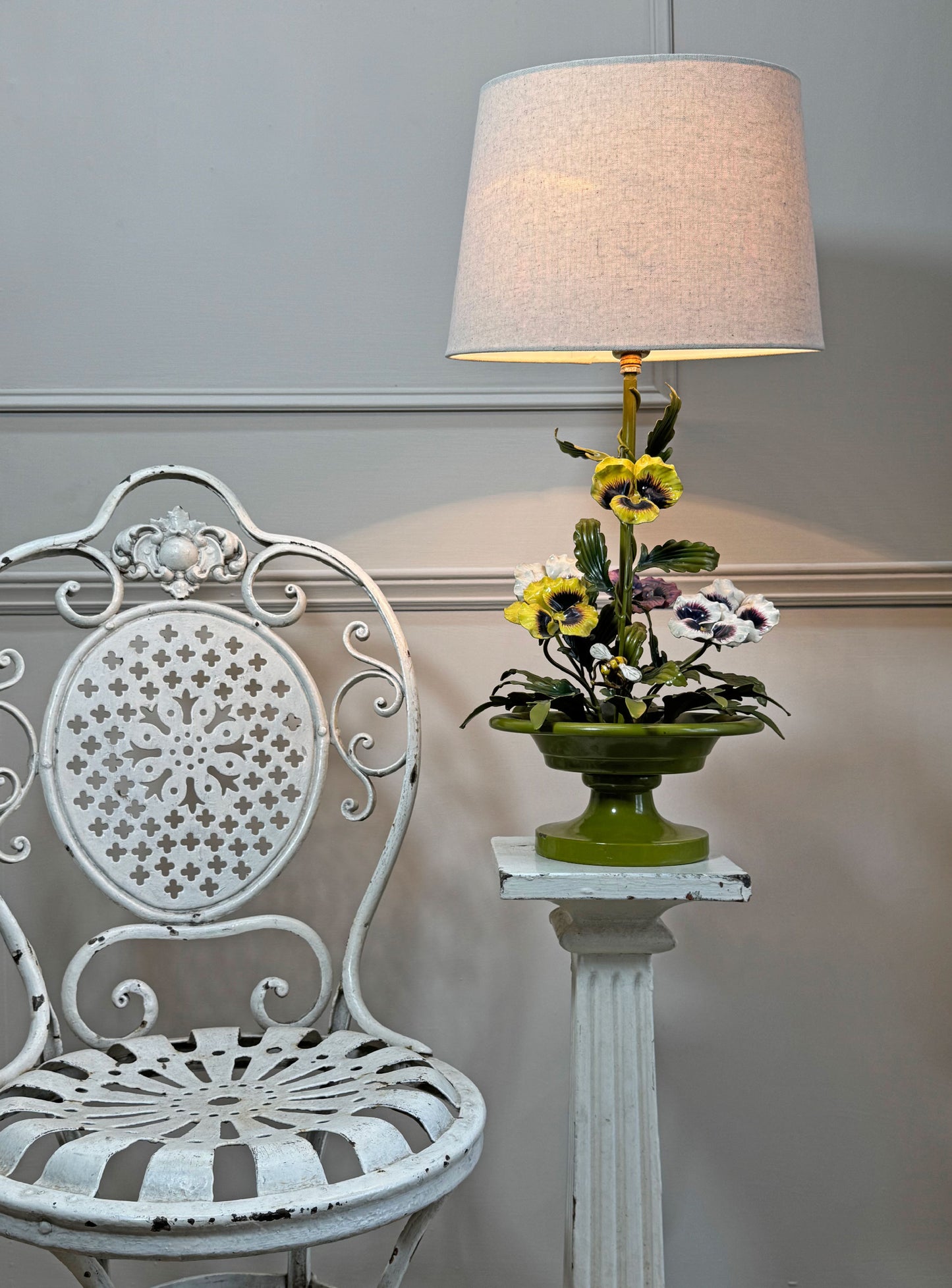 Salvadori Pansy Flowers and Leaves Table Lamp Italy 1960's