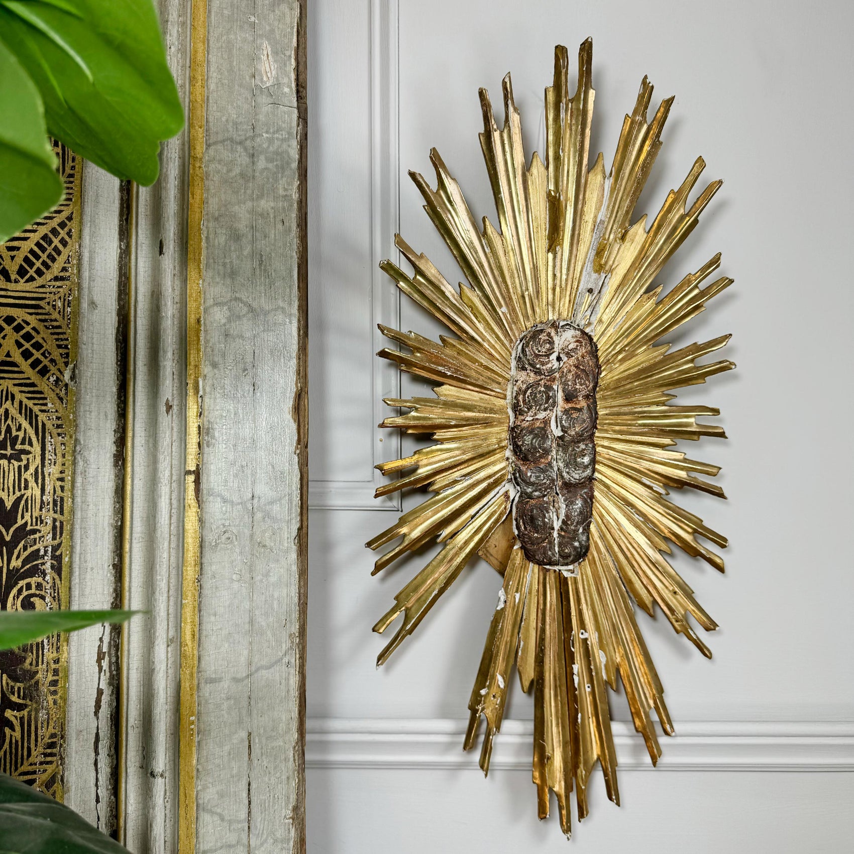 Antique Water Gilded Sunburst 18th Century